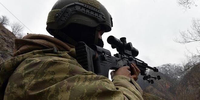 Terör örgütü PKK'da çözülmeler sürüyor: 5 terörist teslim oldu