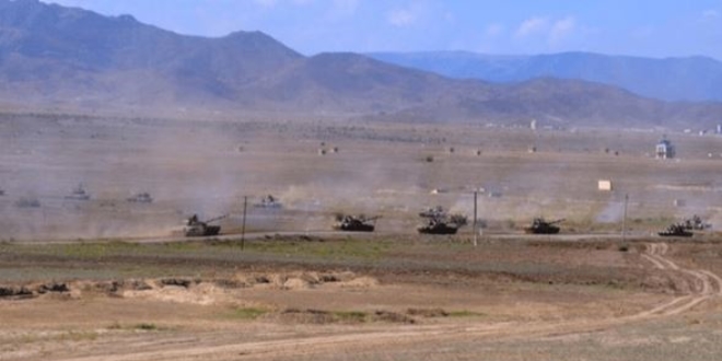 Azerbaycan-Ermenistan sınırında çatışma: 3 asker şehit