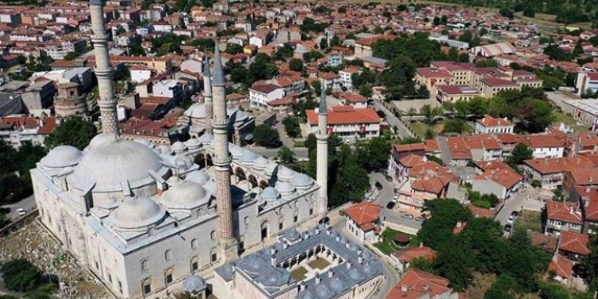 Fatih'in eğitim aldığı Saatli Medrese müze olacak