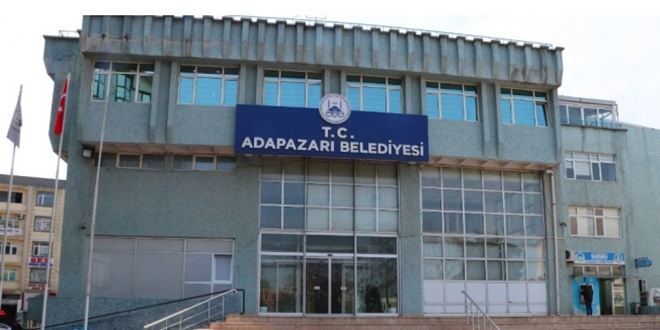 Sokak hayvanlarına 'kötü muamele' iddiasında 3 belediye personeline soruşturma