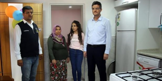 'Vefa'lı öğretmenlerin' desteğiyle evleri yenilendi