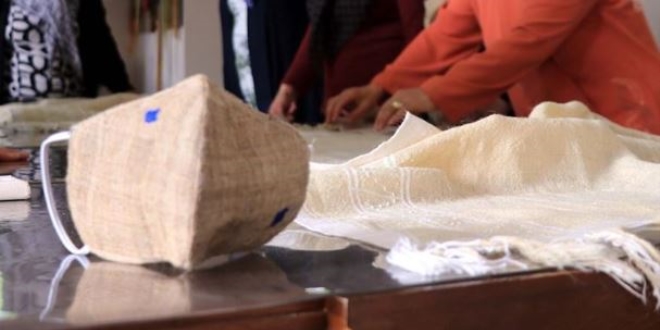 Erzurum'un asırlık kumaşı 'ehram'dan maske üretiliyor