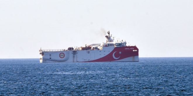 Oruç Reis'in bekleyişi sürüyor