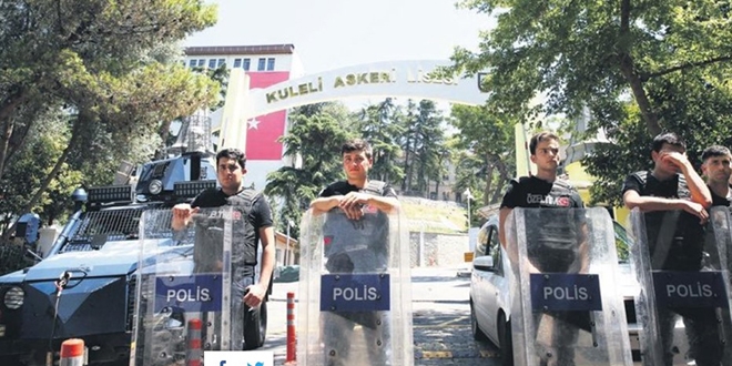 FETÖ'nün Kuleli yapılanması darbe sinyalini iki ay önce vermiş