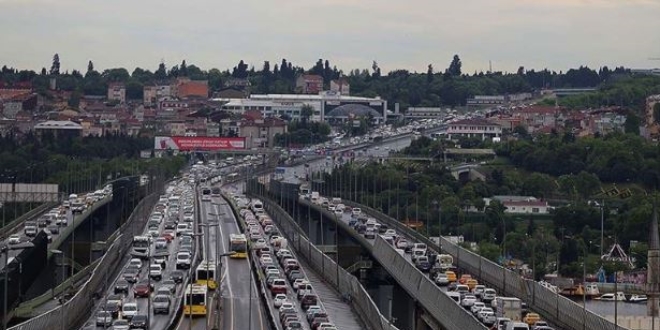 Tatile çıkacak sürücüler için 'uyku düzeni' tavsiyesi