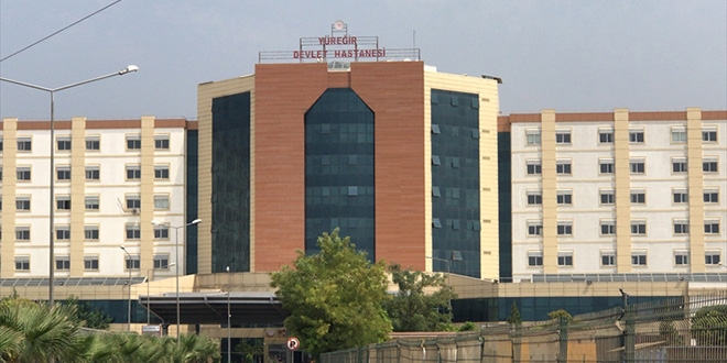 Hükümlü karısını, virüs testi için getirildiği hastaneden kaçırdı