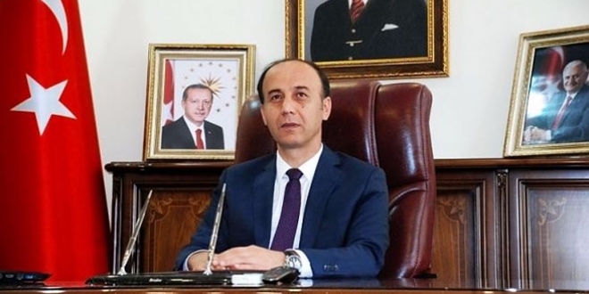 Belediye başkanı makamında darp edildi iddiası