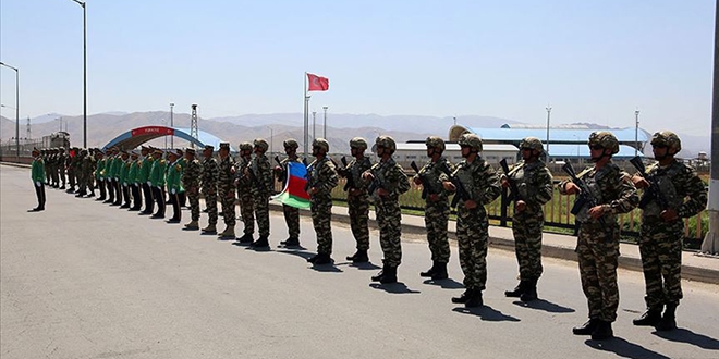 Trkiye ve Azerbaycan'n ortak askeri tatbikat balad