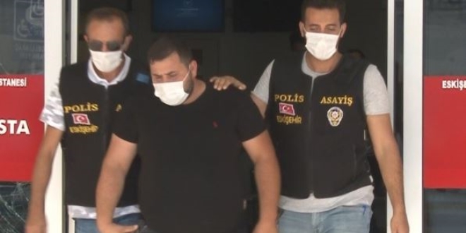 Otobüs şoförünü satırla yaralayan saldırgan yakalandı