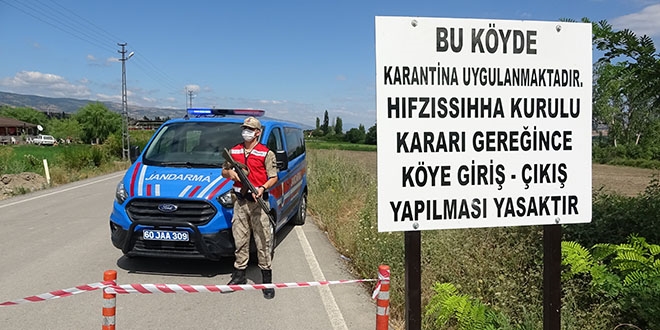 Bin 392 nüfuslu köy, bayram arefesinde karantinaya alındı