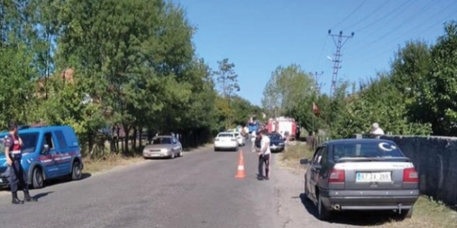 Hatalı sollama yaptı, taklalar attı: 2 yaralı