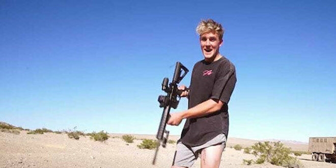 FBI ünlü Youtuber'ın evini bastı