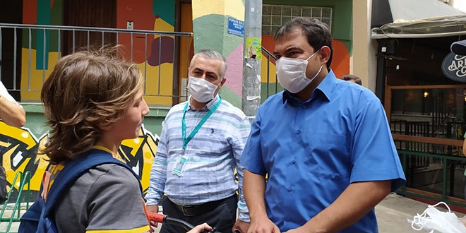 Maske takmayan ufaklığın yanıtı güldürdü