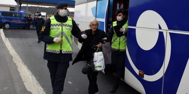İstanbul'da 1206 Jandarma personelinden Kovid-19 denetimi