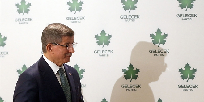 Ahmet Davutoğlu'nun Gelecek Partisi'nde HDP depremi