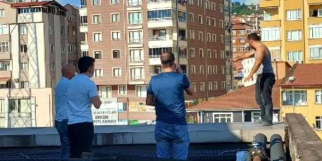 Kırmızı reçeteli ilaç verilmeyince intihara kalkıştı