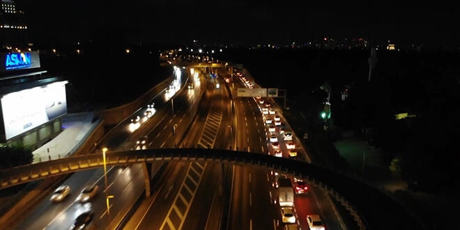 Edirnekapı Metrobüs İstasyonu'nda çalışma: Trafiğe kapatıldı
