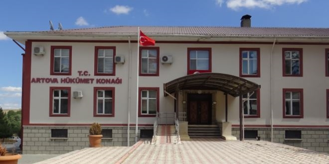 Yazı İşleri Müdürü'nün testi pozitif çıktı, adliye karantinaya alındı