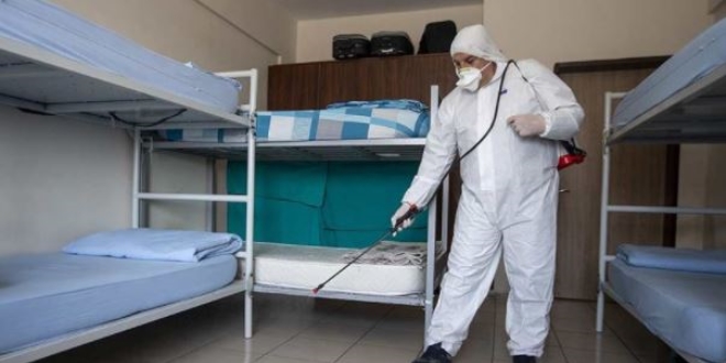 Evde izolasyona uyulmayınca 'caydırıcılık' tedbirleri alındı