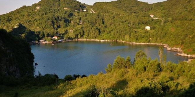 Batı Karadeniz'in güzelliğiyle cezbeden koyu: Gideros