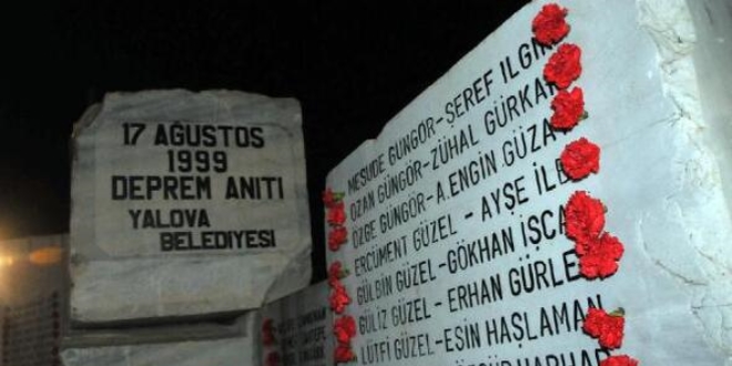 Marmara Depremi'nde hayatını kaybedenler Yalova'da anıldı