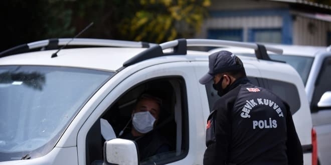Kırşehir'de maske zorunluluğu il geneline yaygınlaştırıldı