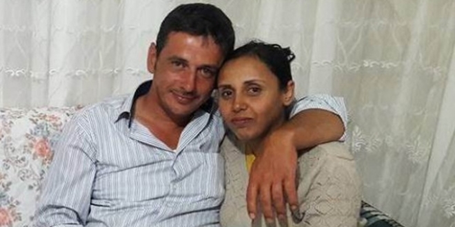 Boşandığı eşini ve ev sahibini öldürdü