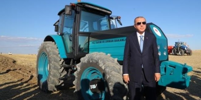 Yerli traktör önümüzdeki ay tarlalarda olacak