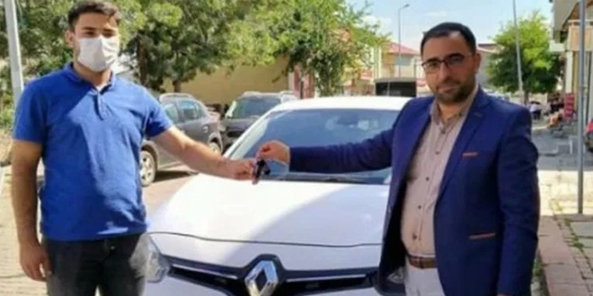 Müftü, imamların promosyon parasını toplayıp makam aracı aldı