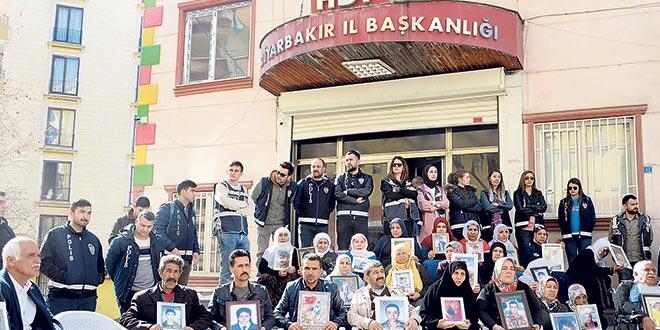 Evlat nöbetinde 1 yıl tamamlandı
