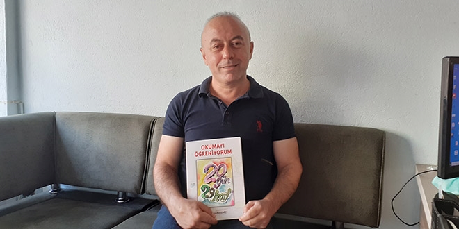 Kendine has yöntemle 29 günde okuma-yazma öğretiyor