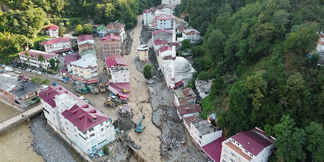 Dere yatağına sıfır bina yapılması yasaklanmalı