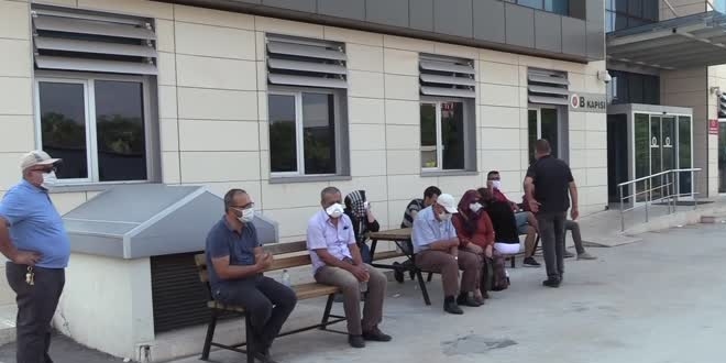 Antalya'da yarış yapan otomobilin çarptığı kadın öldü