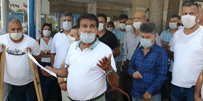 Mersin Büyükşehir Belediyesi'nde işçiler grev kararı aldı