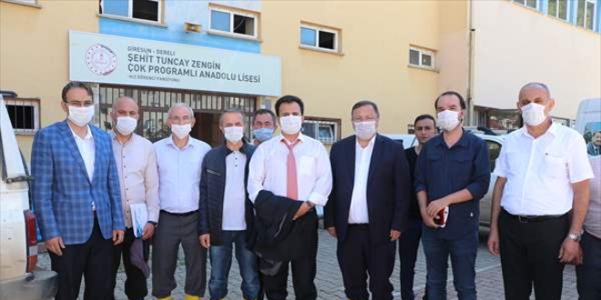 MEB, afet bölgesindeki binaları eğitime hazırlamak için sahada