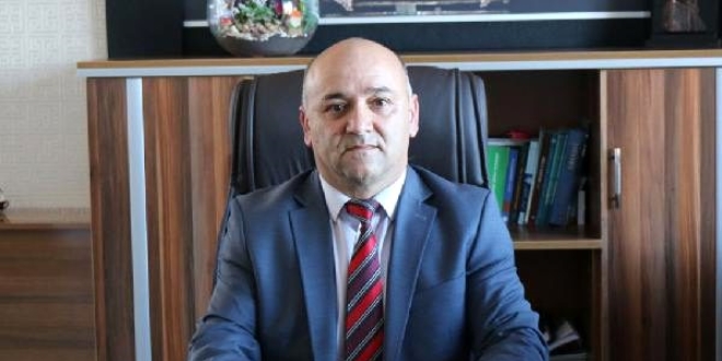 Korona tedavisi gören milli eğitim şube müdürü hayatını kaybetti