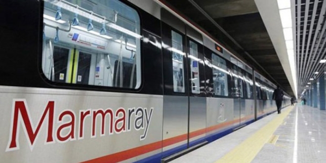 Sağlıkçılara yıl sonuna kadar Marmaray, Başkentray ve İZBAN ücretsiz