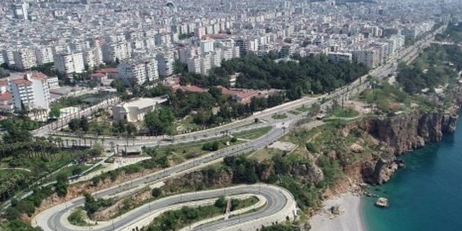 Antalya'da gsteri ve yryler 7 gn sreyle yasakland