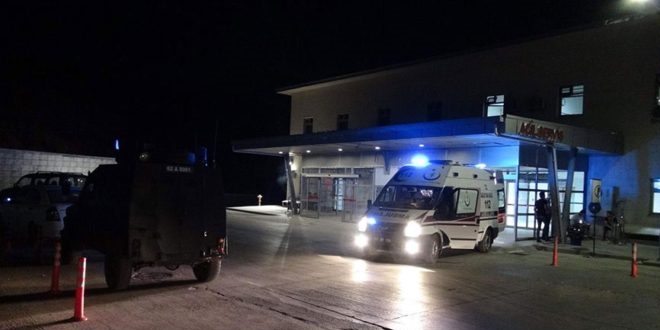 Tunceli'de polis aracı kaza yaptı: 1 yaralı