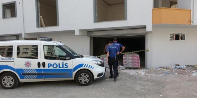 4 yaşındaki çocuk, inşaatta başından yaralanmış bulundu