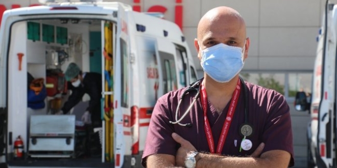 Bilim Kurulu Üyesi'nden yaş gruplarıyla ilgili önemli açıklama