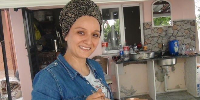 İşinden ayrılan öğretmen, yaptığı reçellerle girişimci oldu
