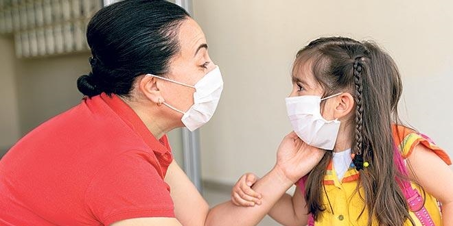 Çocuklar, virüsü birbirine çok hızlı bulaştırıyor