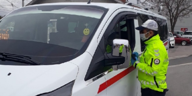 Bu ilde özel araçlarda maske takma zorunluluğu getirildi