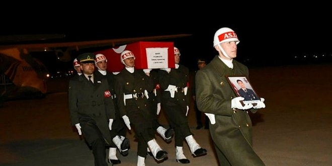 Şırnak'ta şehit askerler törenle memleketlerine uğurlandı