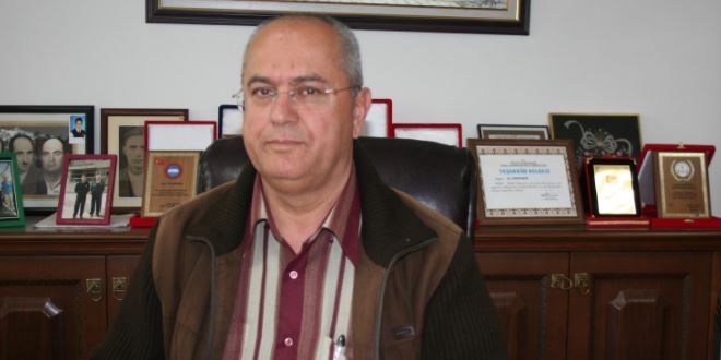 Koronavirüse yakalanan emekli başkomiser vefat etti