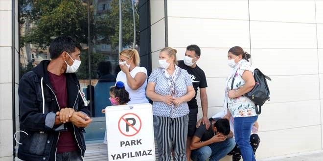 Bıçakla öldürüldüğü tespit edilen Duygu Çelikten'in katil zanlısı aranıyor