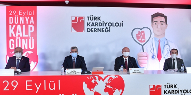 Kalp krizi geçiren hastaların yarısı hastaneye gitmiyor