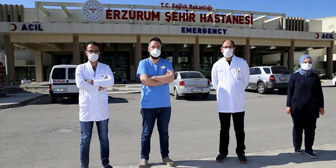 'Acil serviste koruyucu ekipmanlarla çalışmak çok zor'