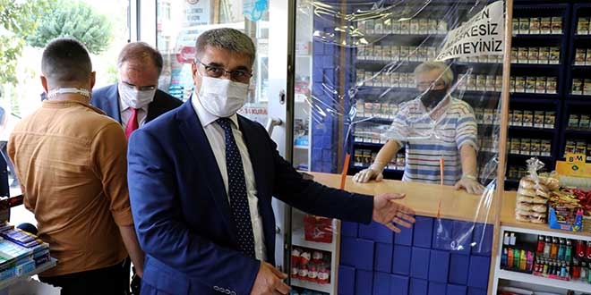 'Temaslıları dedektif gibi tespit edip kontrol altına alıyoruz'